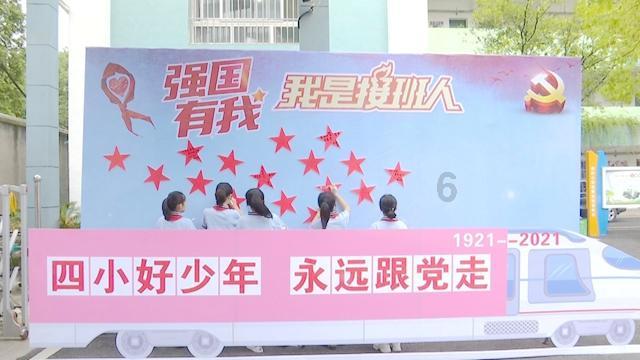 跟前男友分手2年了,他为什么还赞我说说,我们这两年从没聊过天,他个签还是我的名字,我有点想不通,-你的全方位有问必答平台
